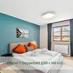Luxus-villa Mit Indoorpool, Sauna & Offenem Kamin Hébergement de vacances *