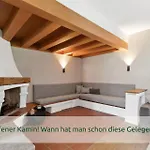 Luxus-villa Mit Indoorpool, Sauna & Offenem Kamin Siegsdorf